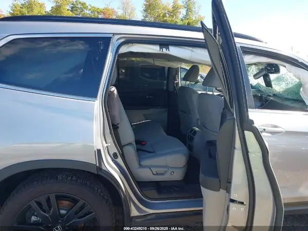 5FNYF6H2XMB017194 2021 HONDA PILOT - Image 8