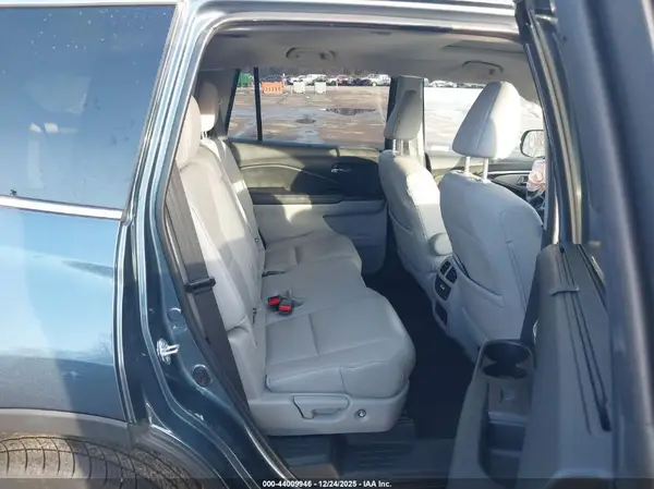 5FNYF6H2XMB045576 2021 HONDA PILOT - Image 8
