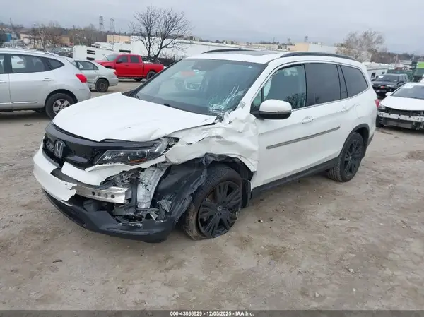 5FNYF6H2XMB068842 2021 HONDA PILOT - Image 2