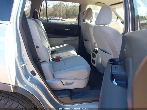 5FNYF6H30GB002085 2016 HONDA PILOT - Image 8