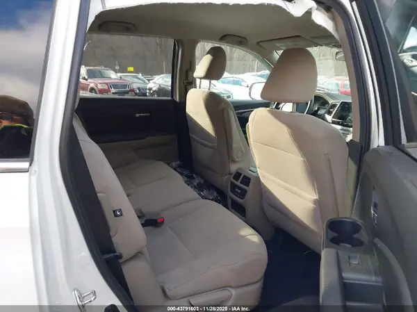 5FNYF6H30GB044241 2016 HONDA PILOT - Image 8