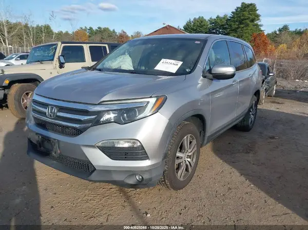5FNYF6H30HB025237 2017 HONDA PILOT - Image 2