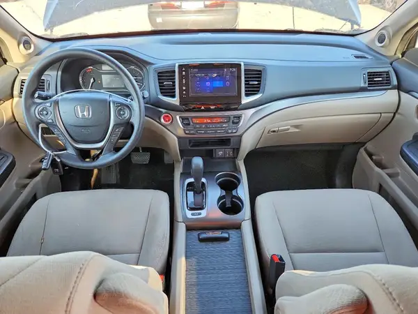 5FNYF6H30HB058061 2017 HONDA PILOT - Image 8