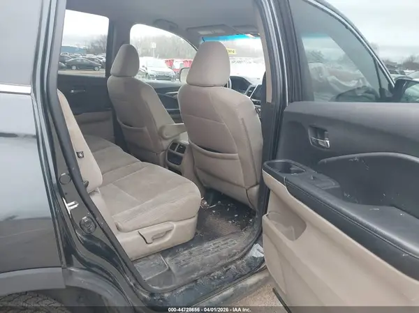 5FNYF6H30HB067987 2017 HONDA PILOT - Image 8