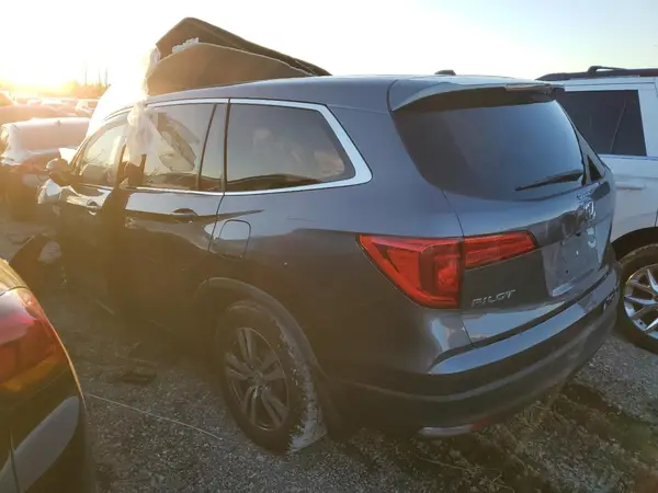 5FNYF6H30HB081629 2017 HONDA PILOT - Image 2