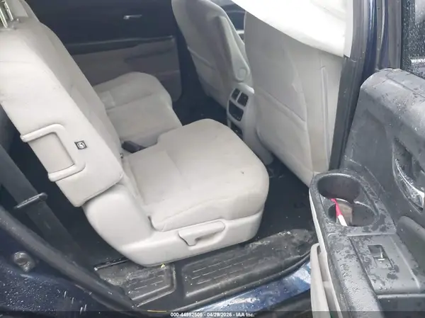 5FNYF6H30JB003941 2018 HONDA PILOT - Image 8