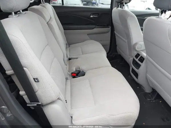 5FNYF6H30JB023977 2018 HONDA PILOT - Image 8