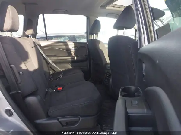 5FNYF6H30JB503825 2018 HONDA PILOT - Image 8