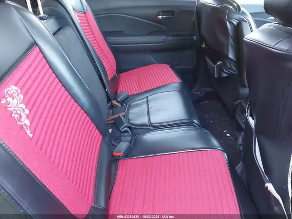 5FNYF6H31HB066055 2017 HONDA PILOT - Image 8