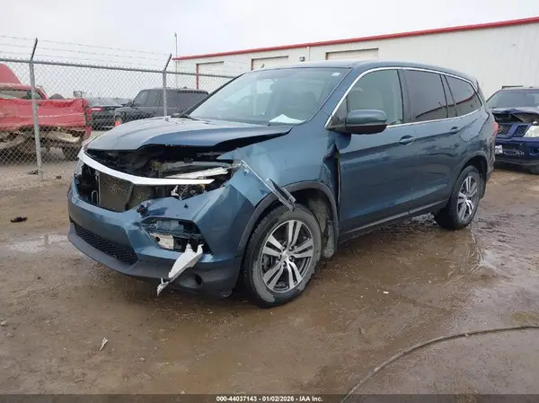 5FNYF6H31JB024779 2018 HONDA PILOT - Image 2