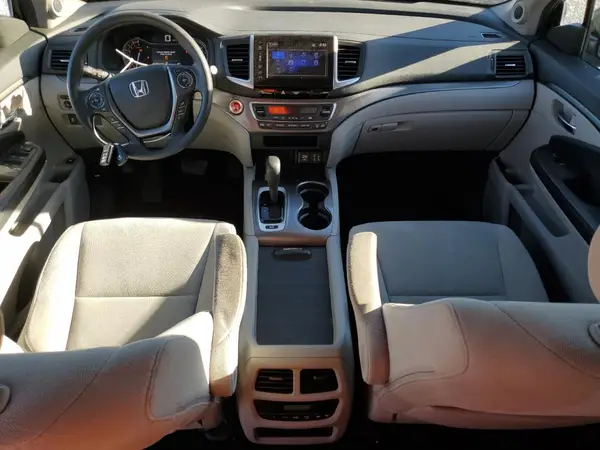 5FNYF6H31JB033661 2018 HONDA PILOT - Image 8