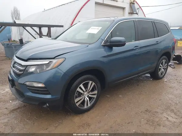 5FNYF6H31JB066921 2018 HONDA PILOT - Image 2