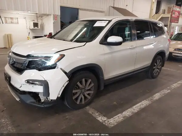5FNYF6H31KB068525 2019 HONDA PILOT - Image 2