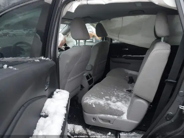 5FNYF6H31KB070078 2019 HONDA PILOT - Image 8