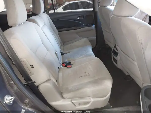 5FNYF6H32GB011967 2016 HONDA PILOT - Image 8