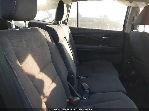 5FNYF6H32HB003305 2017 HONDA PILOT - Image 8