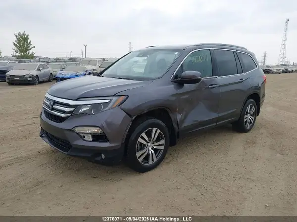 5FNYF6H32HB502945 2017 HONDA PILOT - Image 2