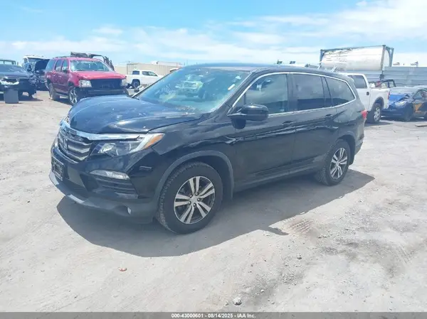 5FNYF6H32JB014472 2018 HONDA PILOT - Image 2