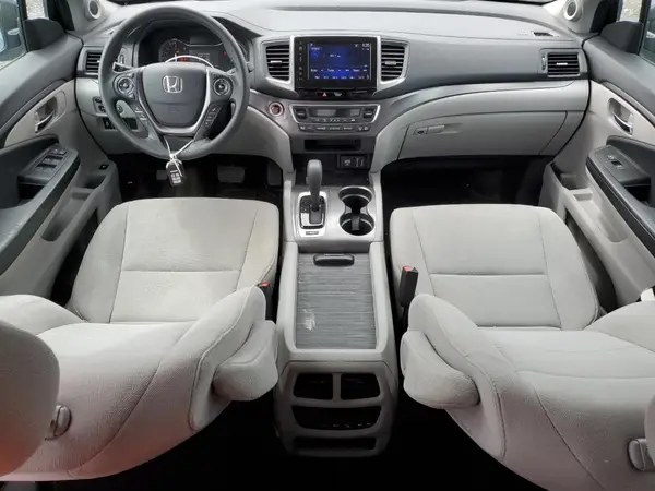 5FNYF6H32JB024791 2018 HONDA PILOT - Image 8