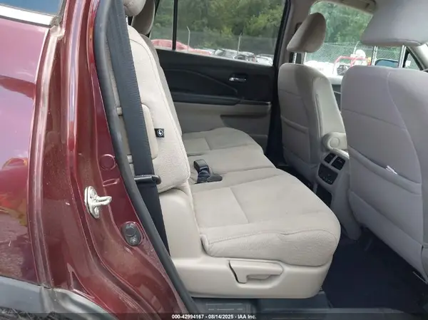 5FNYF6H32JB030705 2018 HONDA PILOT - Image 8