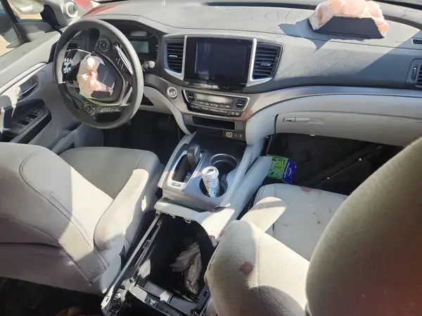 5FNYF6H33GB049305 2016 HONDA PILOT - Image 8