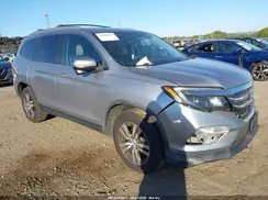 5FNYF6H33HB000686 2017 HONDA PILOT