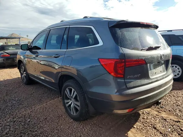 5FNYF6H33HB012966 2017 HONDA PILOT - Image 2