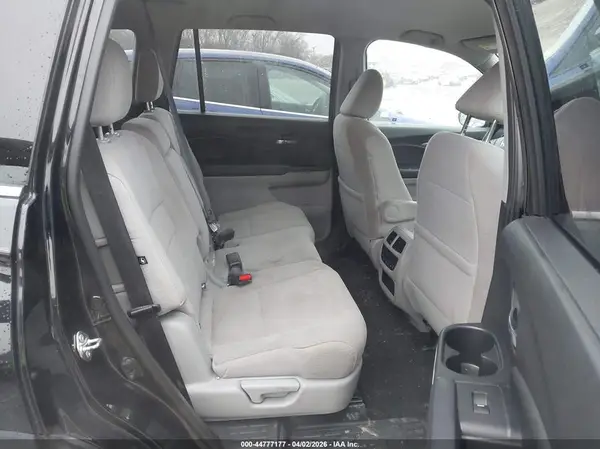 5FNYF6H33HB034322 2017 HONDA PILOT - Image 8