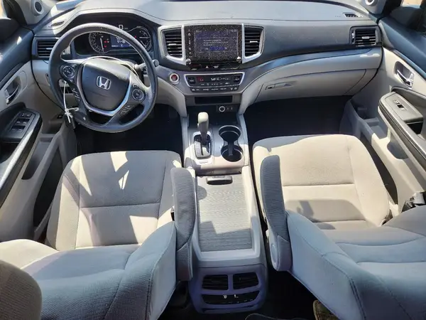 5FNYF6H33HB084072 2017 HONDA PILOT - Image 8