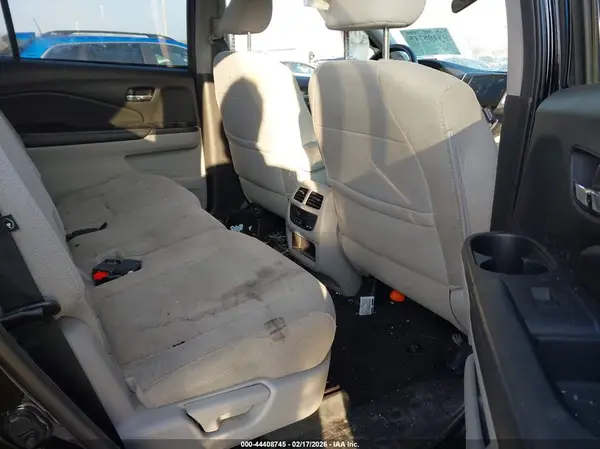 5FNYF6H33HB099011 2017 HONDA PILOT - Image 8