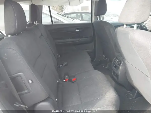 5FNYF6H33HB505580 2017 HONDA PILOT - Image 8