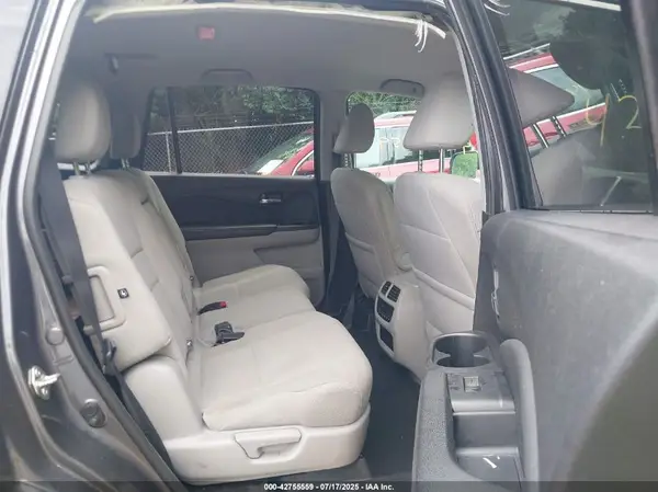 5FNYF6H33JB050591 2018 HONDA PILOT - Image 8