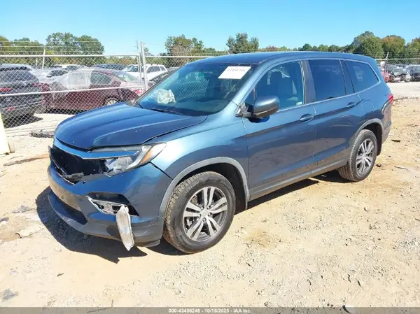 5FNYF6H33JB072669 2018 HONDA PILOT - Image 2