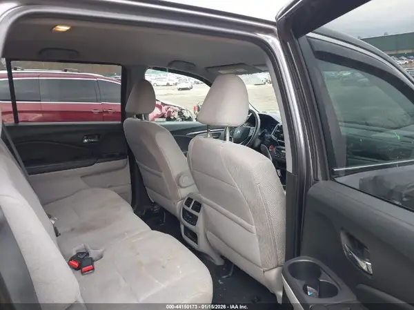 5FNYF6H33KB065108 2019 HONDA PILOT - Image 8