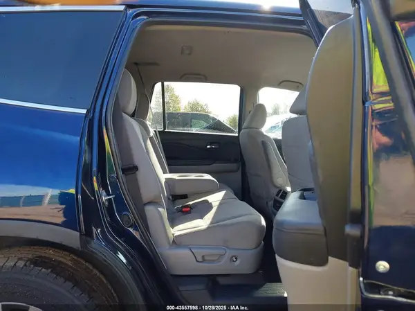 5FNYF6H33MB013755 2021 HONDA PILOT - Image 8