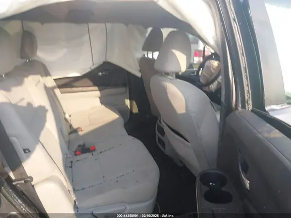 5FNYF6H34GB097475 2016 HONDA PILOT - Image 8