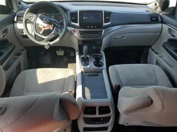 5FNYF6H34HB008389 2017 HONDA PILOT - Image 8