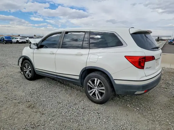5FNYF6H34HB051324 2017 HONDA PILOT - Image 2