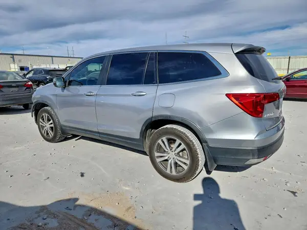 5FNYF6H34HB054689 2017 HONDA PILOT - Image 2