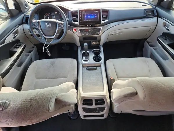 5FNYF6H34HB080936 2017 HONDA PILOT - Image 8