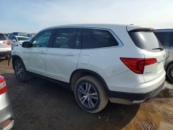 5FNYF6H34HB099275 2017 HONDA PILOT - Image 2