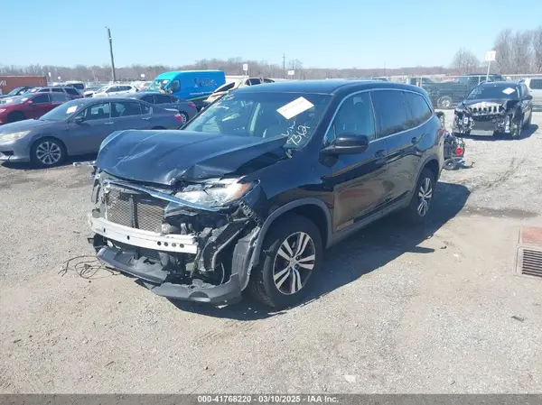 5FNYF6H34JB007362 2018 HONDA PILOT - Image 2