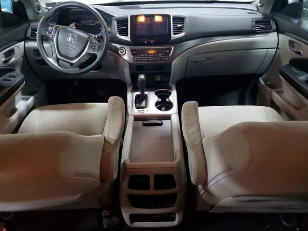 5FNYF6H34JB030687 2018 HONDA PILOT - Image 8