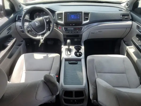 5FNYF6H34JB049403 2018 HONDA PILOT - Image 8