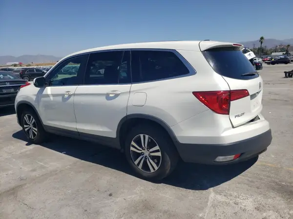 5FNYF6H34JB051071 2018 HONDA PILOT - Image 2
