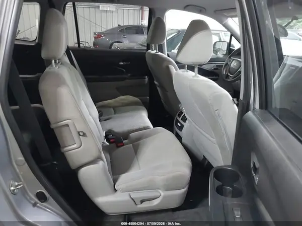 5FNYF6H34JB060496 2018 HONDA PILOT - Image 8