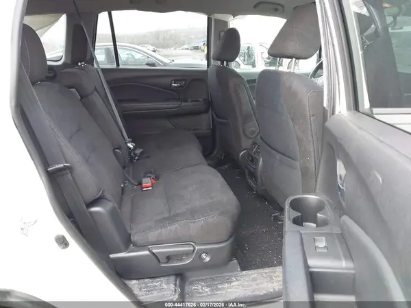 5FNYF6H34KB017598 2019 HONDA PILOT - Image 8