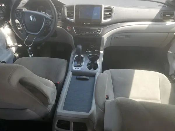 5FNYF6H35HB003492 2017 HONDA PILOT - Image 8