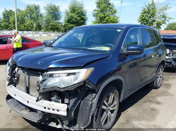 5FNYF6H35HB082842 2017 HONDA PILOT - Image 2