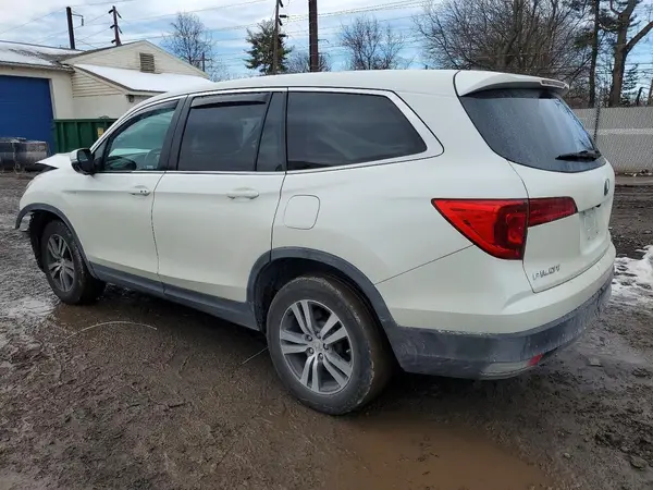 5FNYF6H35JB063004 2018 HONDA PILOT - Image 2